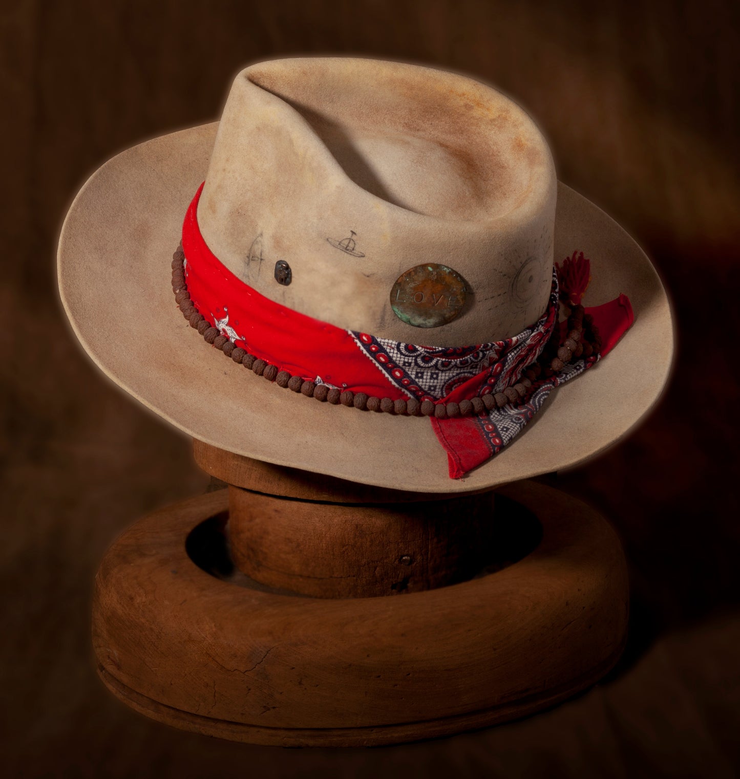 Stan Gaz Handmade 100% beaver fur felt, made in USA.  Hand shaped, vintage bandana, silver hat pins, patina, drawings on hat and hand distressed. Leather sweat and silk lining.  Hat is available in Large. It can be custom made in whatever size needed.